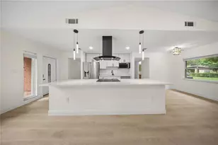 1805 Dierker Dr, Valrico, FL 33596 - Photo 6