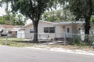 6018 N 49th St, Tampa, FL 33610 - Photo 2