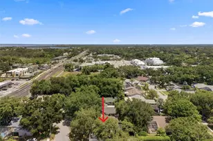 627 Crystal Dr, Palm Harbor, FL 34683 - Photo 2