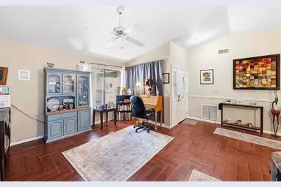 627 Crystal Dr, Palm Harbor, FL 34683 - Photo 6