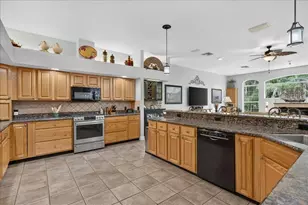 3874 Crescent Cove Pl, Tarpon Springs, FL 34688 - Photo 10