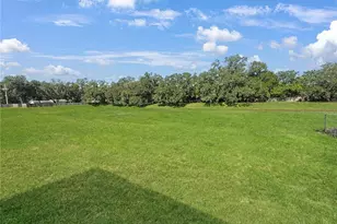 3012 Summer House Dr, Valrico, FL 33594 - Photo 32