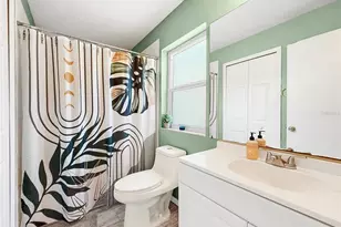 3012 Summer House Dr, Valrico, FL 33594 - Photo 14