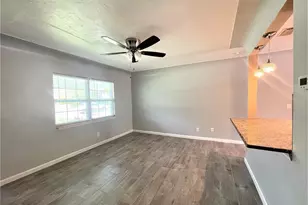 5036 Oxford Ave N, Saint Petersburg, FL 33710 - Photo 8