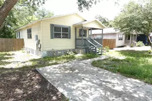 3110 Gordon Ct, Tampa, FL 33619 - Photo 2