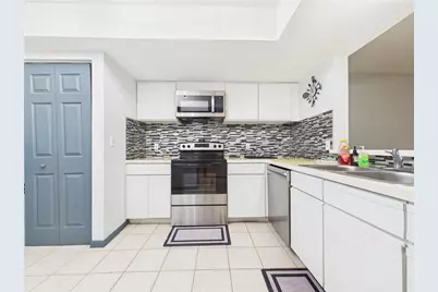 11239 Cedar Hollow Lane, Tampa, FL 33618 - Photo 14