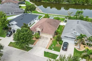 14358 Edinburgh Moor Dr, Wimauma, FL 33598 - Photo 2