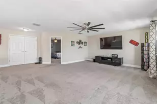 19328 Breynia Dr, Lutz, FL 33558 - Photo 50