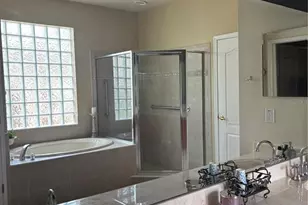 307 Carriage Oak Pl, Seffner, FL 33584 - Photo 30