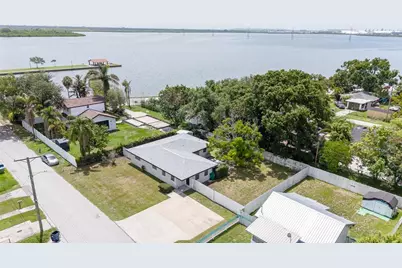 2421 Linsey Street, Tampa, FL 33605 - Photo 22