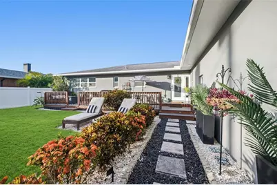 200 Park Street N, Saint Petersburg, FL 33710 - Photo 36