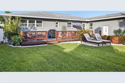 200 Park Street N, Saint Petersburg, FL 33710 - Photo 32
