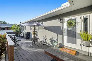 200 Park St N, Saint Petersburg, FL 33710 - Photo 30