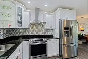 200 Park St N, Saint Petersburg, FL 33710 - Photo 24