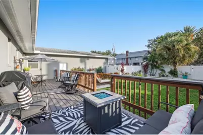200 Park Street N, Saint Petersburg, FL 33710 - Photo 28