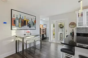 200 Park St N, Saint Petersburg, FL 33710 - Photo 8
