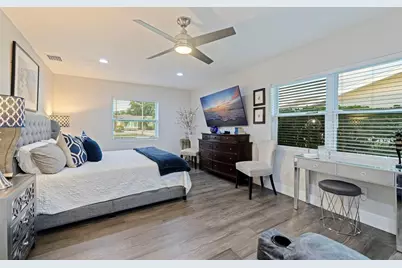 200 Park Street N, Saint Petersburg, FL 33710 - Photo 18