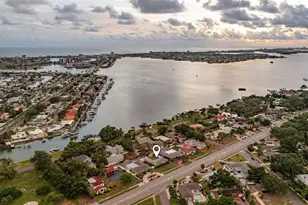 200 Park St N, Saint Petersburg, FL 33710 - Photo 46