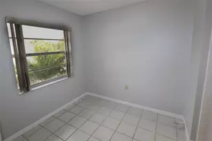 3203 Landmark Dr, Clearwater, FL 33761 - Photo 6