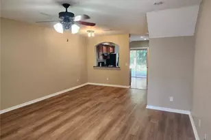 15924 Fishhawk Creek Ln, Lithia, FL 33547 - Photo 2