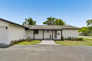 1530 49th Street N, Saint Petersburg, FL 33710 - Photo 6