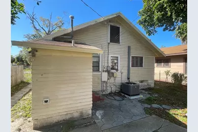 1511 19th Avenue S, Saint Petersburg, FL 33705 - Photo 6