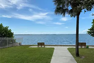 180 Sky Loch Dr W, Dunedin, FL 34698 - Photo 42
