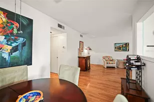 180 Sky Loch Dr W, Dunedin, FL 34698 - Photo 12