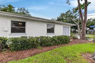 2202 Horsham Pl, Sun City Center, FL 33573 - Photo 16