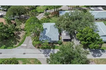 2202 Horsham Place, Sun City Center, FL 33573 - Photo 56