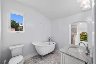 6010 17th Ave S, Gulfport, FL 33707 - Photo 38