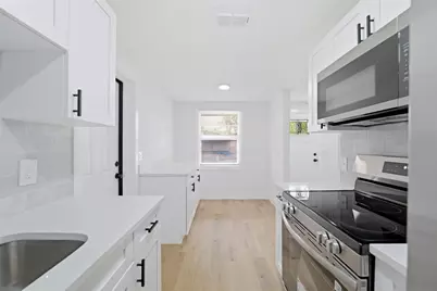 3412 E Henry Avenue, Tampa, FL 33610 - Photo 8