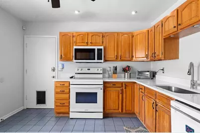 709 Caliente Drive, Brandon, FL 33511 - Photo 10