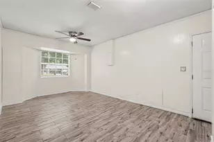 5328 Lantana St, Zephyrhills, FL 33542 - Photo 12