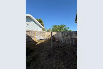 145 NE Lincoln Circle N, Saint Petersburg, FL 33702 - Photo 28