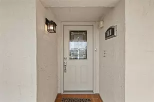8150 Brent St, Port Richey, FL 34668 - Photo 4