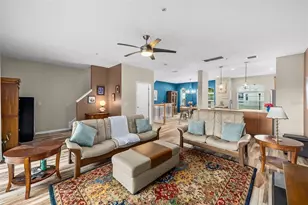 38 Seagrape Cir, Clearwater, FL 33759 - Photo 8