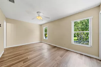 10106 Belleville Place, Tampa, FL 33624 - Photo 12