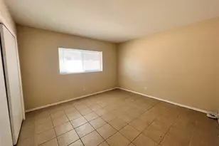 12175 3rd St E, Treasure Island, FL 33706 - Photo 8