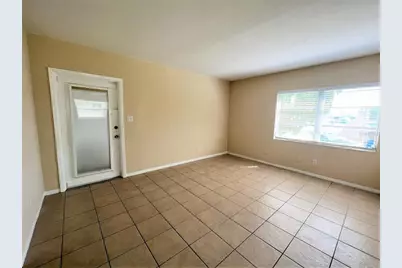 12175 3rd Street E #2, Treasure Island, FL 33706 - Photo 4