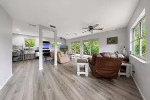 707 George St S, Tarpon Springs, FL 34688 - Photo 36