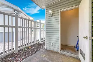 6826 Stonesthrow Cir N, Saint Petersburg, FL 33710 - Photo 32
