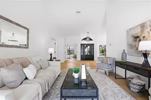 3040 Windridge Oaks Dr, Palm Harbor, FL 34684 - Photo 10