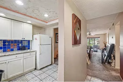 4009 Lake Bayshore Drive #105, Bradenton, FL 34205 - Photo 10