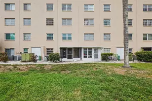 4009 Lake Bayshore Dr, Bradenton, FL 34205 - Photo 30