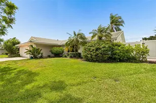 1473 50th Ave NE, Saint Petersburg, FL 33703 - Photo 6