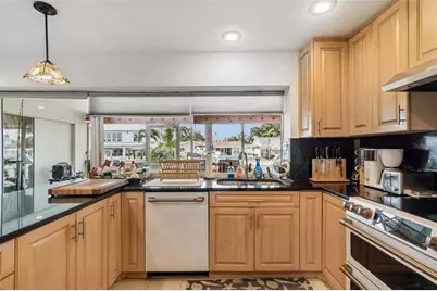 1473 50th Avenue NE, Saint Petersburg, FL 33703 - Photo 18