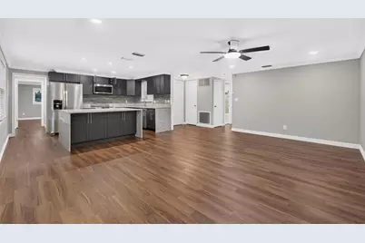 8700 58th Lane N, Pinellas Park, FL 33782 - Photo 8