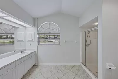 6232 Huntington Drive, Zephyrhills, FL 33542 - Photo 32