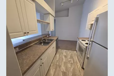 [Address not provided], Zephyrhills, FL 33541 - Photo 4